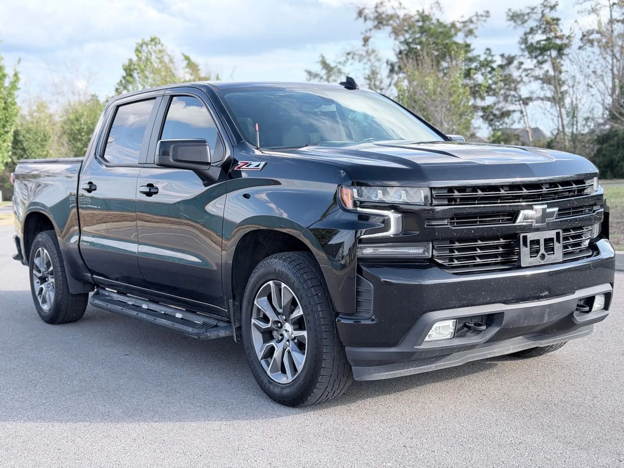 2021 CHEVROLET Silverado - Image 1