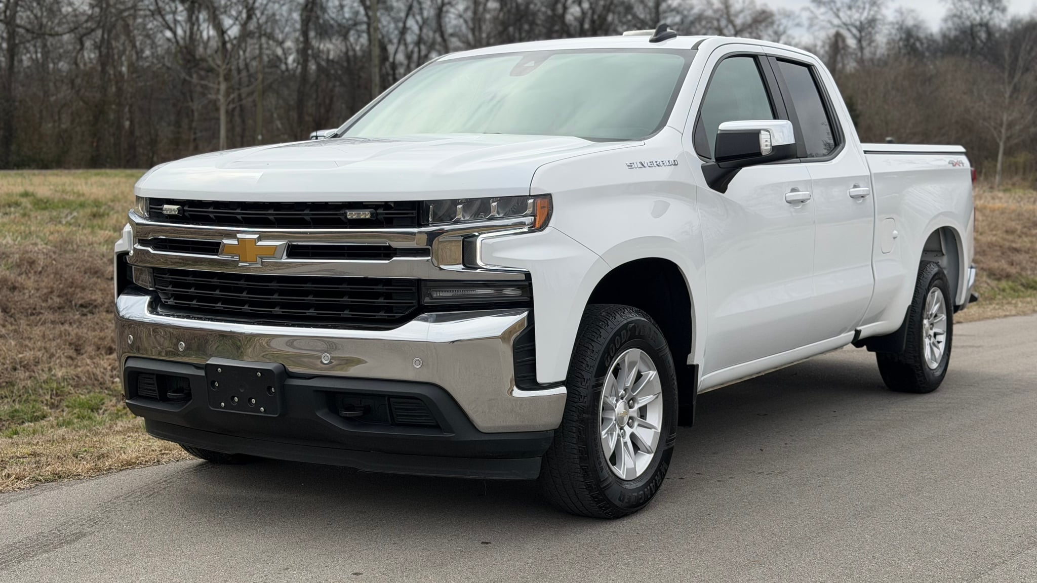 2021 CHEVROLET Silverado LTD - Image 1
