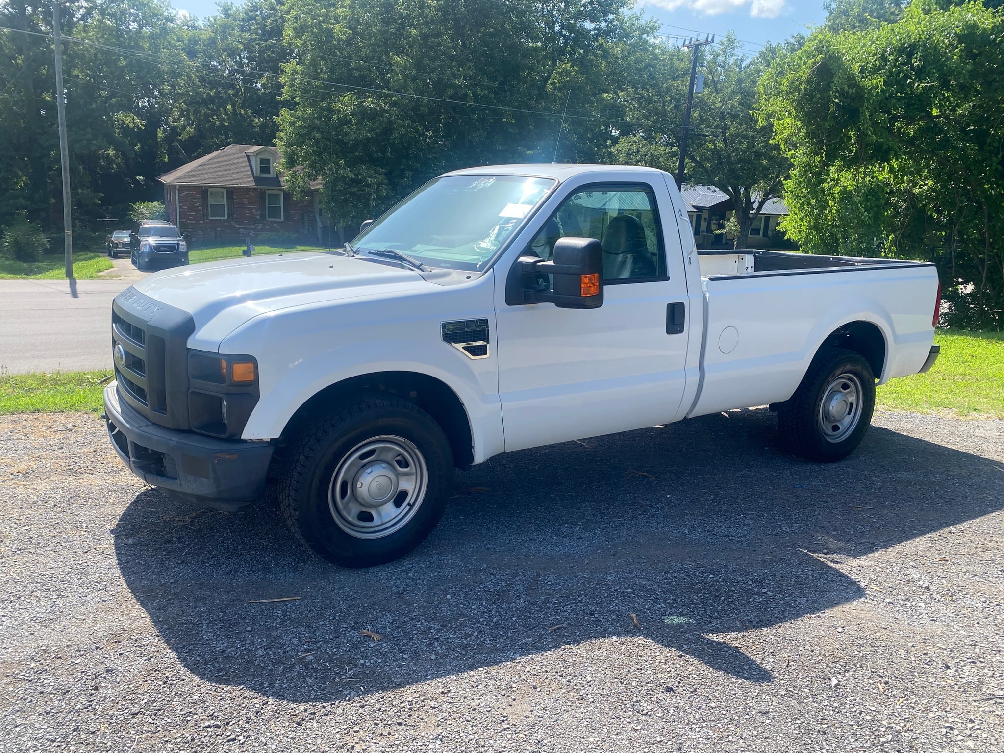 2010 FORD F-350 - Image 1